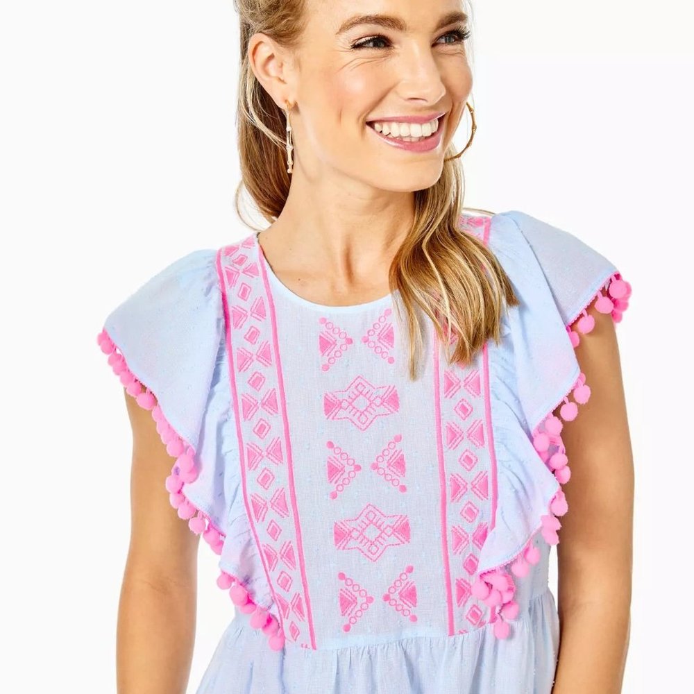NWT Lilly Pulitzer Raquelle Top - Swiss Dot Dobby Chambray - Size Medium & Small - Picture 2 of 2